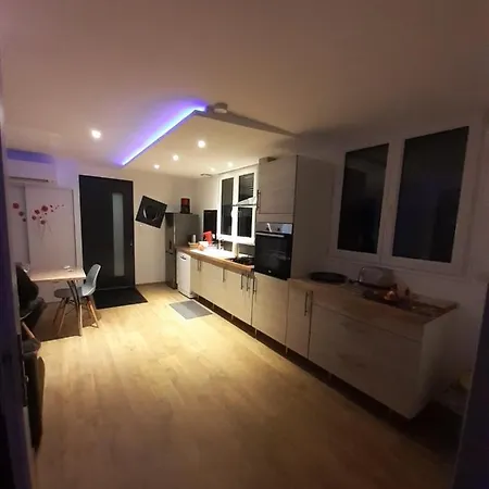 Holiday home Le 18 Avenue Du Coteau 2/3 Personnes Confort Charmes (Vosges)